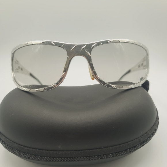 ICICLES Baggers Motorcycle Sunglasses with Diamond Chrome Frame - Picture 6 of 6